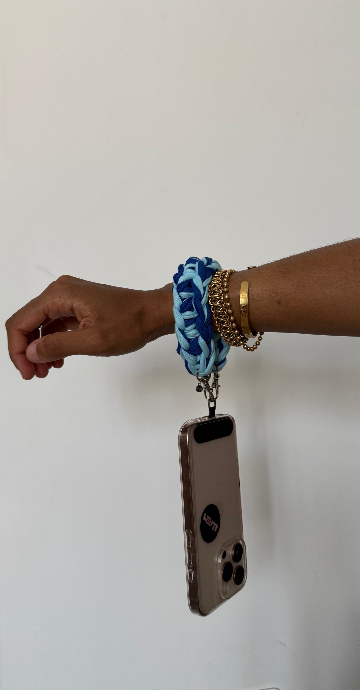 MINI KAA LARGE
